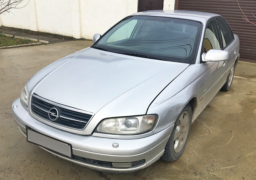 Opel Omega 2000 года